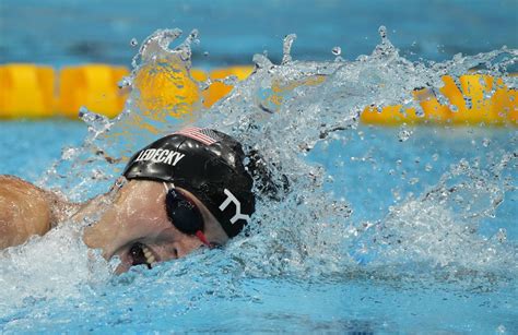 Olympics Swimming American Ledecky Wins Women S 800m Freestyle Gold