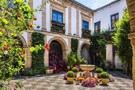 historia  estetica del patio andaluz