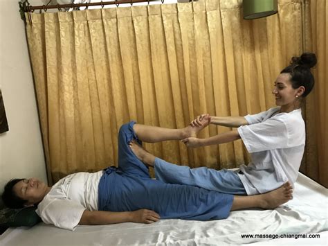 traditional thai massage course 3 days sabai de ka massage school