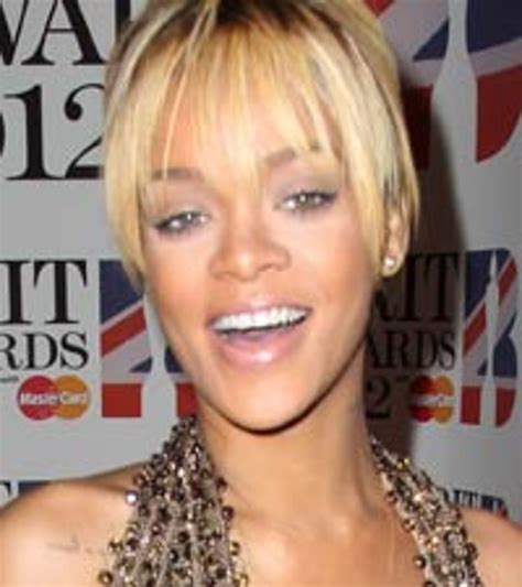Rihanna Karrueche Tran Singer’s Fans Threaten Chris