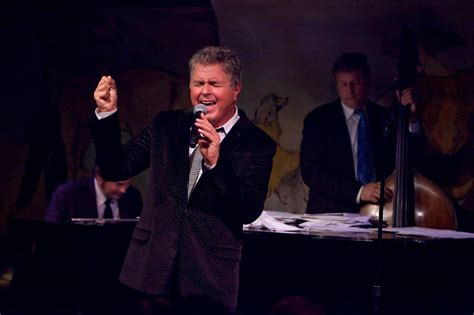 Steve Tyrell Sings Standards At Café Carlyle The New York Times