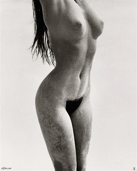 american model cindy crawford nude pictures collection leaked