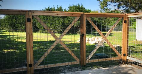 welded wire double gate  gates comal fence