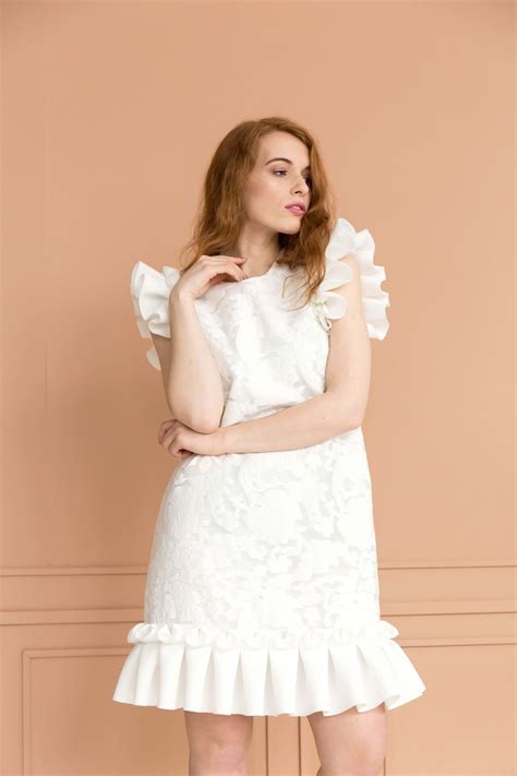 trouwjurk kort korte witte jurk witte galajurk unieke jurk etsy nederland