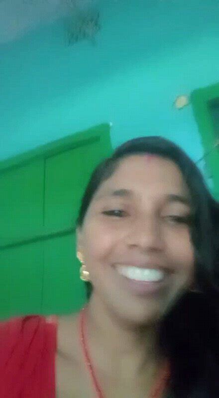 Beautiful Village Bhabhi Showing Shaved Pussy Desi New Videos Hd Sd