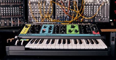 moog launches  grandmother synthesizer gc riffs