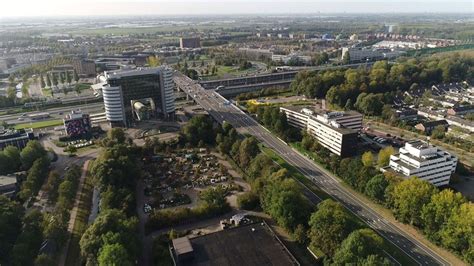 inwoners zoetermeer verdeeld  plannen voor bruisende stadswijk omroep west