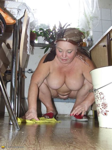 cleaning lady flash image 4 fap