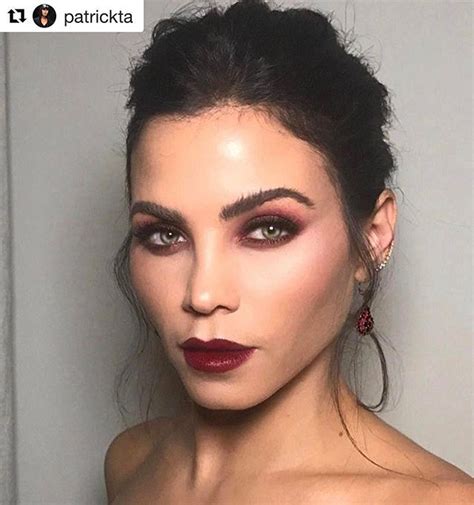 the weird thing all of jenna dewan s selfies have in common sheknows