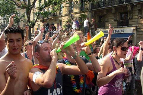 Paris Gay Pride 2016 Marche Des Fiertes Lgbt