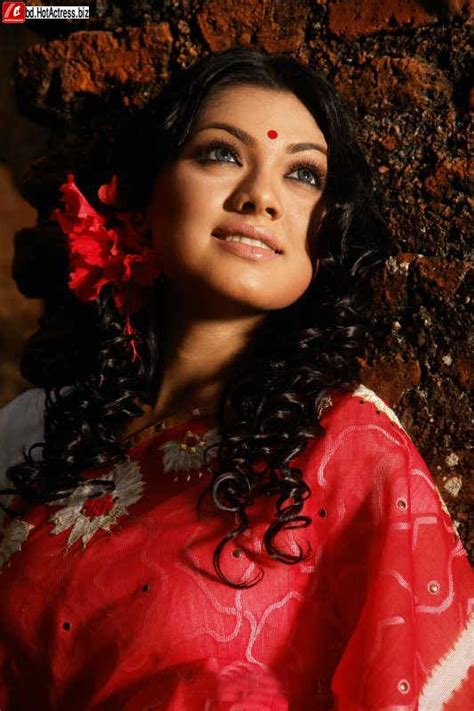 nusrat imroz tisha bangladeshi popular hot and sexy