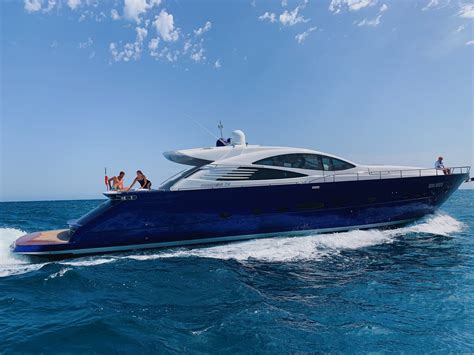 luxury yacht charter  barcelona aguadoo  barcelona boat rental