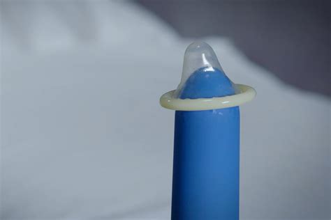 Video On How To Put On A Condom Correctly