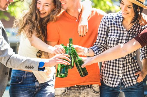 how to stay sober in college common sense tips oakwood