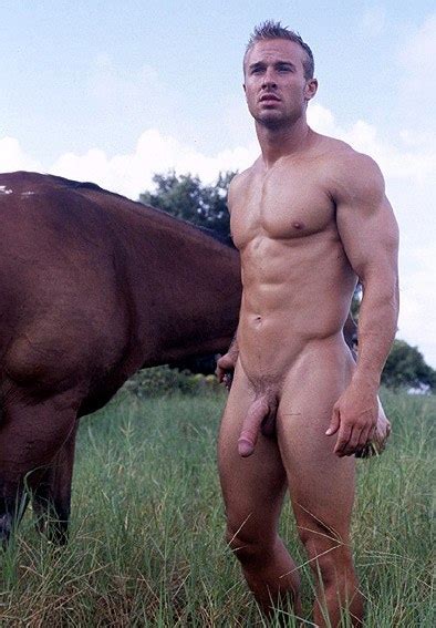 beef cake hunks pin all your favorite gay porn pics on milliondicks