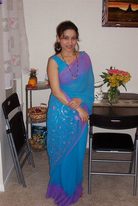 31 indian housewife s and girls in saree pictures gallery part 6 hd