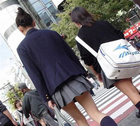 日本の女子学生の制服のスカートは短すぎ 学校がポスターで呼びかけ 中国網 日本語