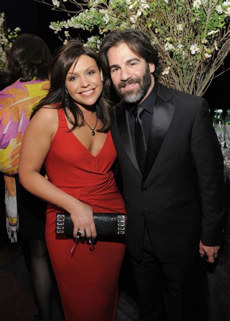 rachael ray s rep shoots down report that her husband visited n y c swingers club