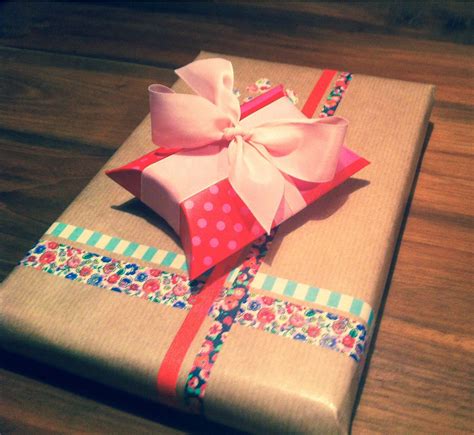 cadeautjes inpakken   cadeautjes inpakken creatief