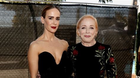 sarah paulson reveals the surprisingly modern way she met