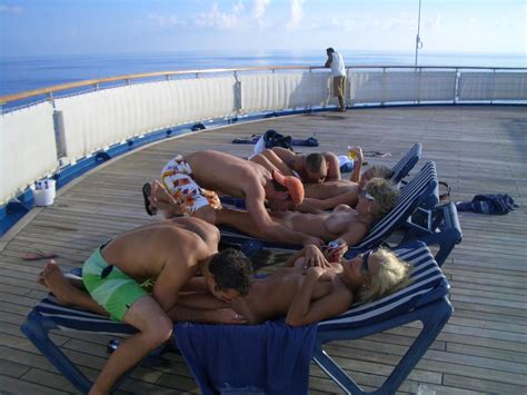 hot caribbean cruise with a few topless euro party girls sexmenu