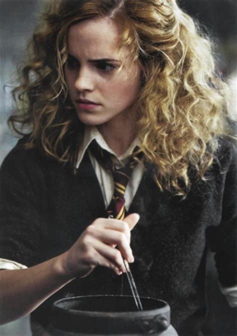 emma watson as hermione granger in harry potter fandoms de 2019 harry potter filme harry