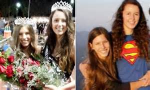 high school crowns lesbian couple as homecoming queens daily mail online