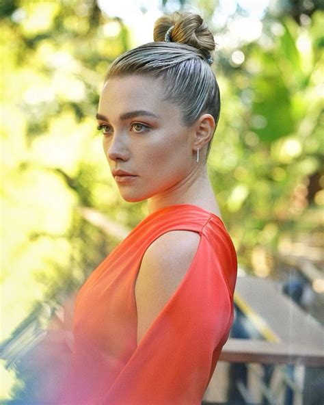 florence pugh   hair  unexpected sparkly twist