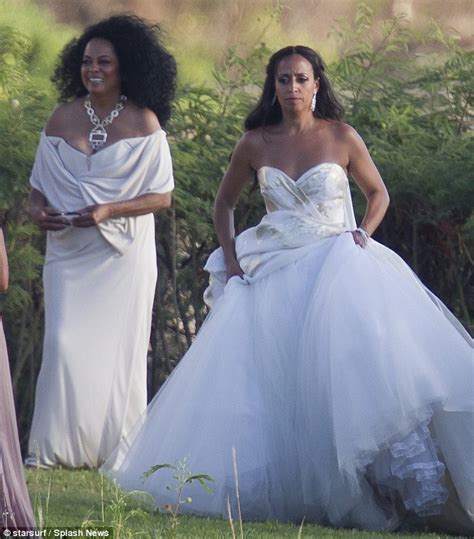 beautiful diana ross 71 displays cleavage as her daughter weds photos bodedolu reports