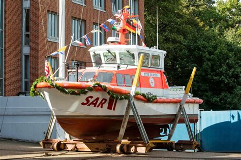 neues seenotrettungsboot fuer die dgzrs station norddeich rettungsdienstde
