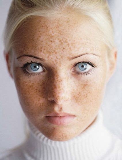 alexandra by jan ewoud vos portrait people photography freckles hübsche gesichter frau