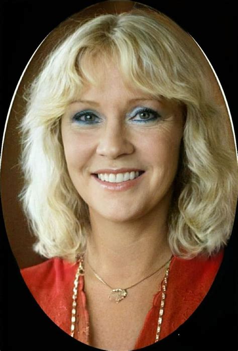Agnetha Åse Faltskog Standing And Smiling And Look Abba Outfits Old