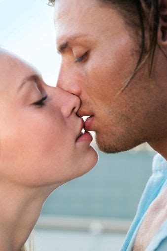 10 Kissing Tips And Facts How To Kiss Better