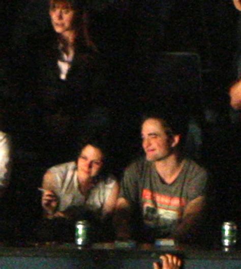 Kristen Stewart And Robert Pattinson Kissing Best Famous