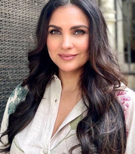 🔥lara Dutta Beautiful Photos And Mobile Wallpapers Hd Android Iphone