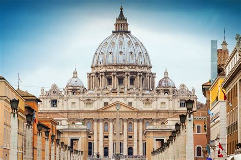 st peters basilica  rome visit  seat   roman catholic church  guides