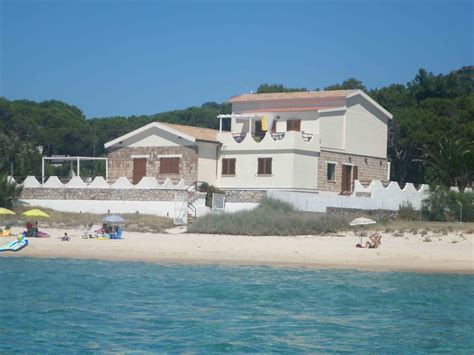 casa  villa sul mare appartamenti  affitto  santa margherita  pula sardegna italia