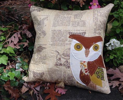 owl pillow    applique pattern  sewcanshe