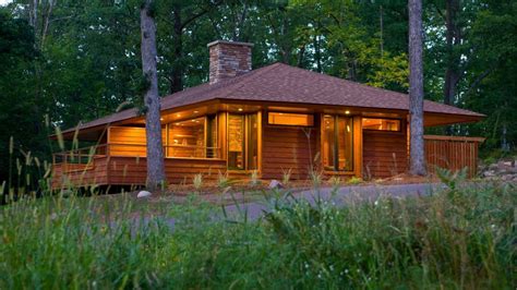 romantic getaways   country beautiful cabins cabin rentals  resorts