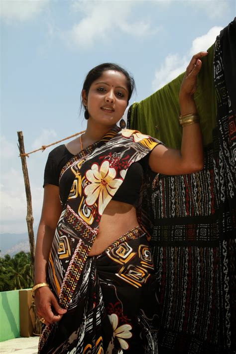 Mallu Sexy Aunty Nave In Saree Mallu Saree Below Navel ~ South Actress