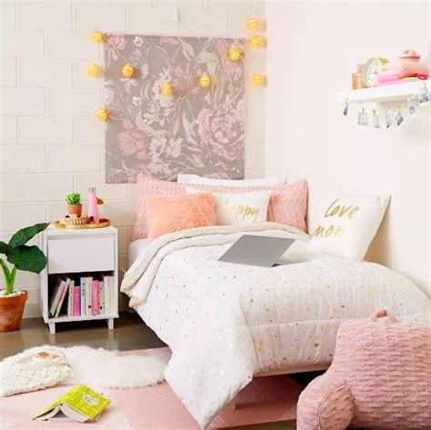 how to decorate your entire dorm room at target for less