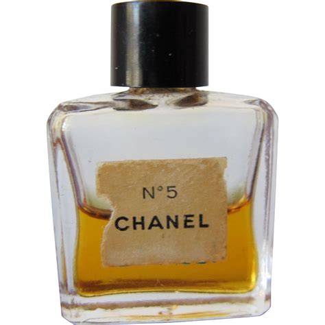 mini perfume bottle  chanel    perfume parfum  timeinabottle  ruby lane