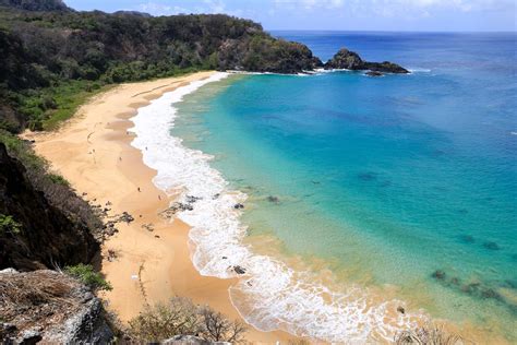 melhores praias  brasil  lugares incriveis  visitar em
