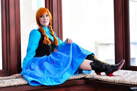 Anna Frozen Cosplay By Lisa Lou Who On Deviantart