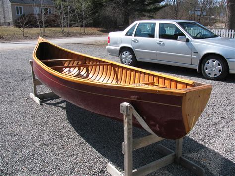 wooden canoes   northland canoe  stern