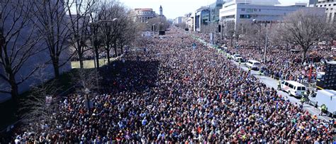 fact check no this photo does not show the ‘million maga march in dc
