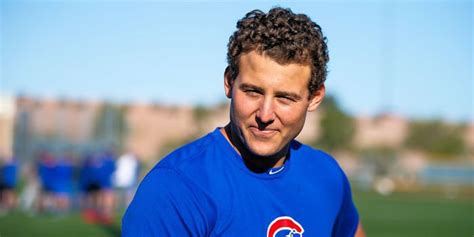 chicago cubs rizzo donates   cancer patient  freeze  eggs