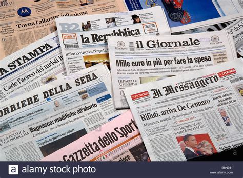 newspapers  magazines stock  newspapers  magazines stock images alamy