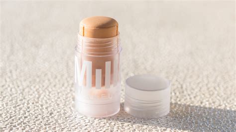 milk makeup blur stick    snapchat filter   face allure