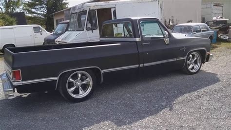 closer   gm tim chevy square body long bed truck  truck turned   nice